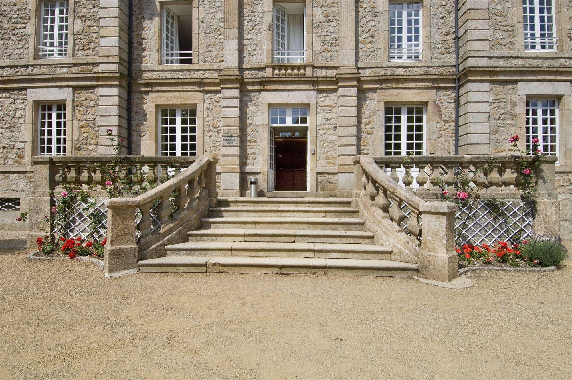 Domaine De Barres Hotel Langogne Exterior foto